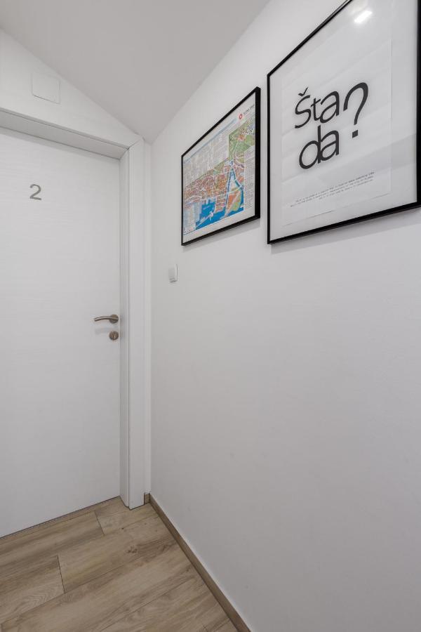 Bella Ciao Apartments 里耶卡 外观 照片